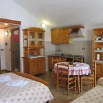 Delapierre Apartmanhotel 2*
