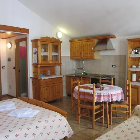 Delapierre Aparthotel 2*