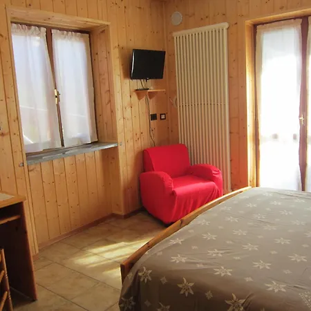 Delapierre Aparthotel 2*