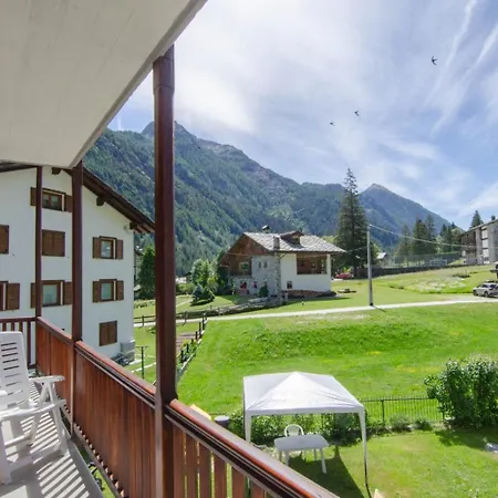 Hotel apartamentowy Delapierre Gressoney-Saint-Jean